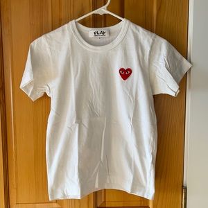 Commes De Garçon PLAY Heart Logo T-shirt